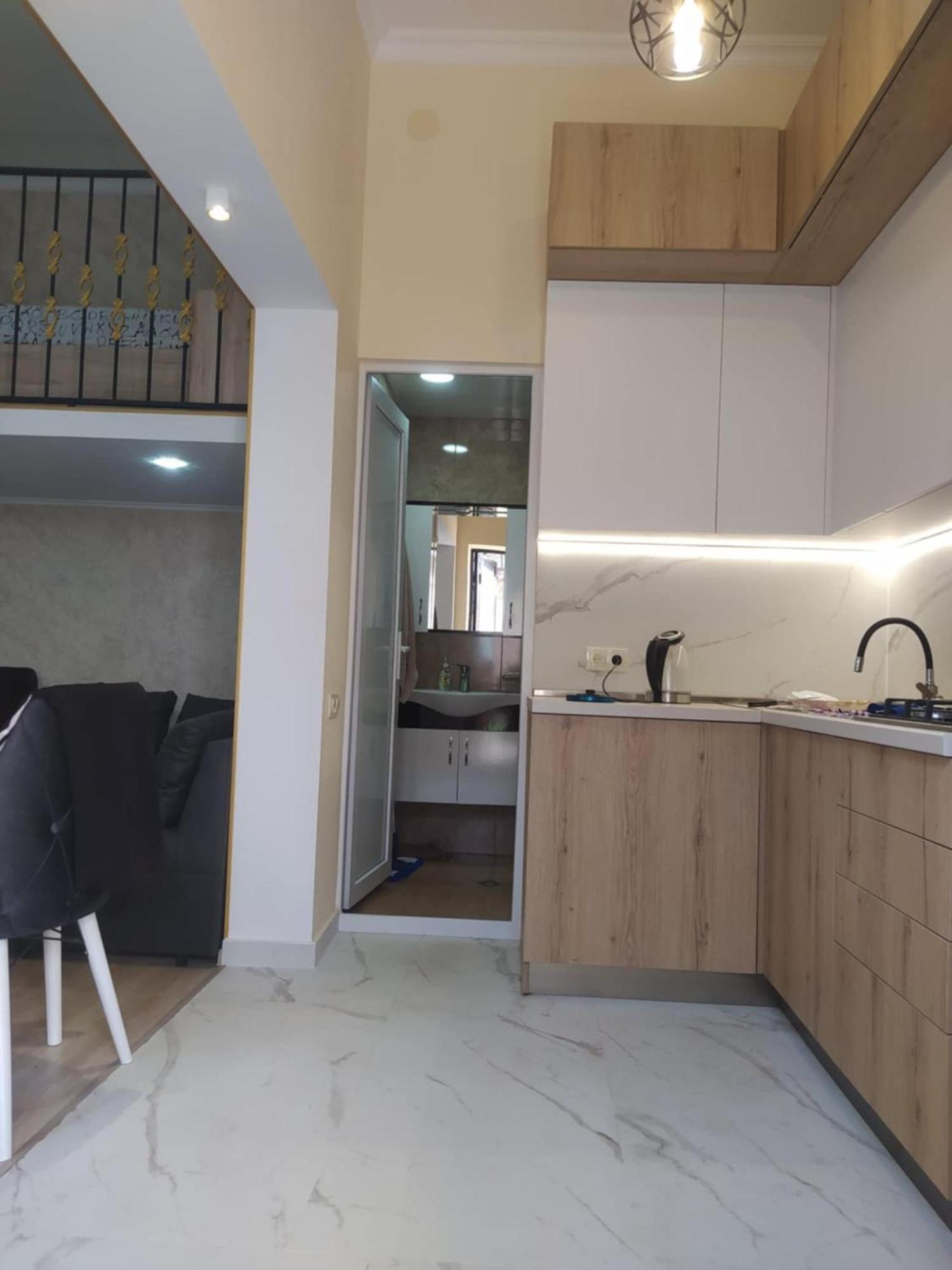 Near The Piazza Apartment Batumi Ngoại thất bức ảnh